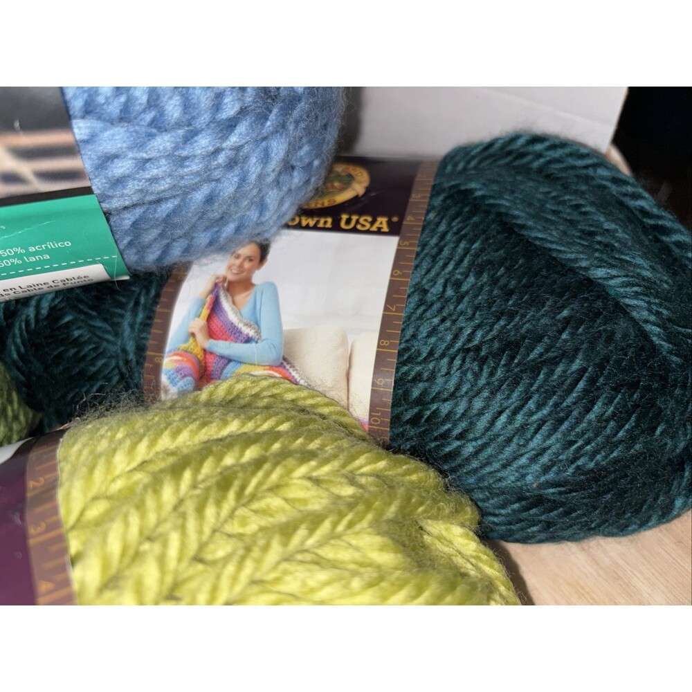Yarn Lot Blue And Green Lion Brand Loops & Threads Acrylic Wool 4 Skeins - Picture 4 of 13